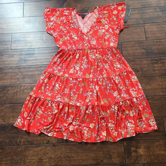 Maggy London Coral MULTI Floral Tiered Babydoll Dress Size: M - Picture 10 of 11